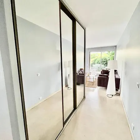 Apartment Voyage A *